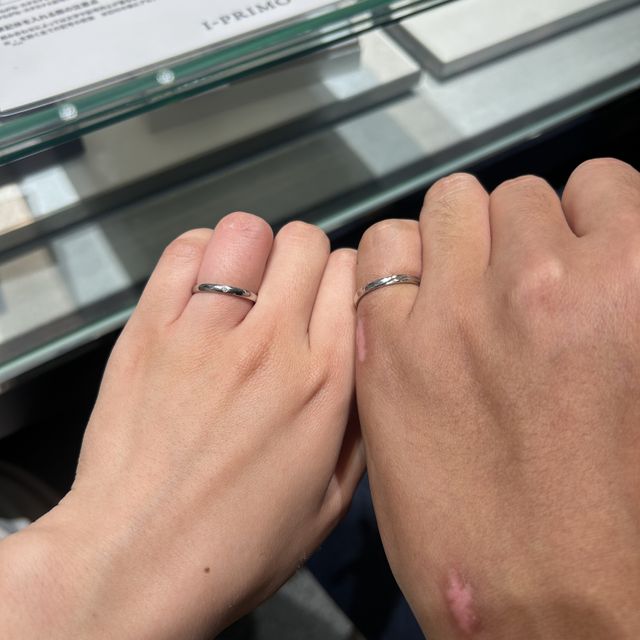 【アイプリモ(I-PRIMO)の口コミ】 シンプルで長く使っていけそうなデザイン。一粒ダイヤがよかったので、色…