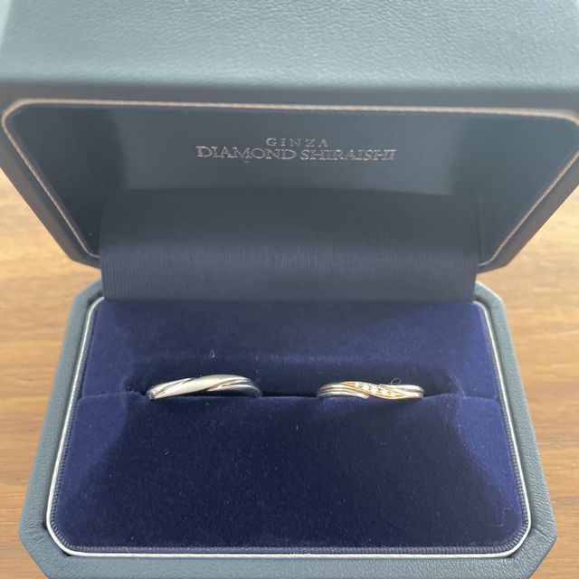 【銀座ダイヤモンドシライシの口コミ】 初めは違う指輪のお店に行く予定だったからあまりしっくりこず、どうしよ…