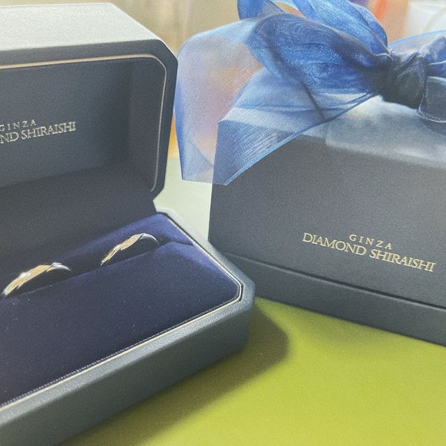 【銀座ダイヤモンドシライシの口コミ】 シンプルなものかもち着け心地がよい
耐久性がある
自分好みの指輪が選べ…