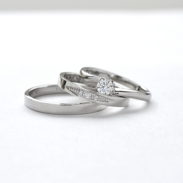 【湘南彫金工房 andfuseの口コミ】 事前に好みのデザインを決めてから製作することができ、お互いの指輪を作…