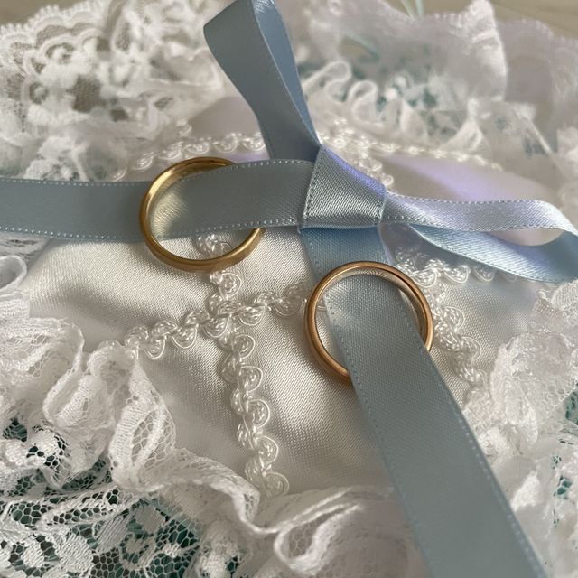 【Ailes(エール)の口コミ】 旦那さんはゴールドにヴィンテージ風に、私はピンクゴールドに艶消し加工…