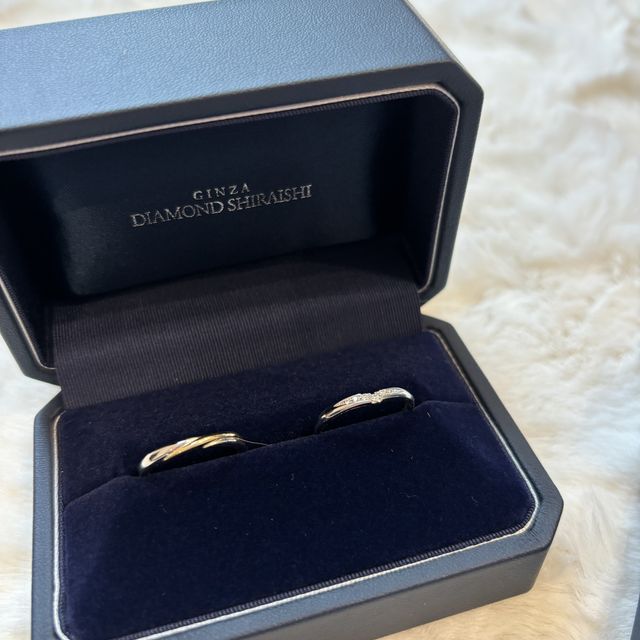 【銀座ダイヤモンドシライシの口コミ】 指が太くて短いのがコンプレックスでしたが、デザインがV字になっているた…