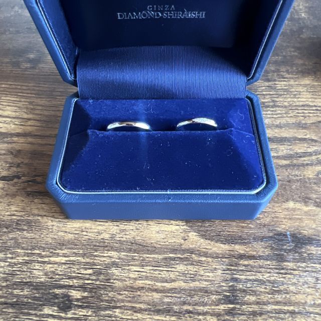 【銀座ダイヤモンドシライシの口コミ】 男の方はシンプルです。女の方はシンプル且つ品がある作りで、ダイヤモン…