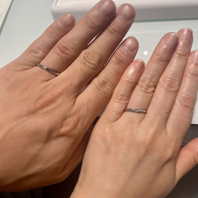 【HOSHI no SUNA 星の砂(ほしのすな)の口コミ】 どの角度から見ても7つのうちどれかのダイヤが正面を向く配置になっており…