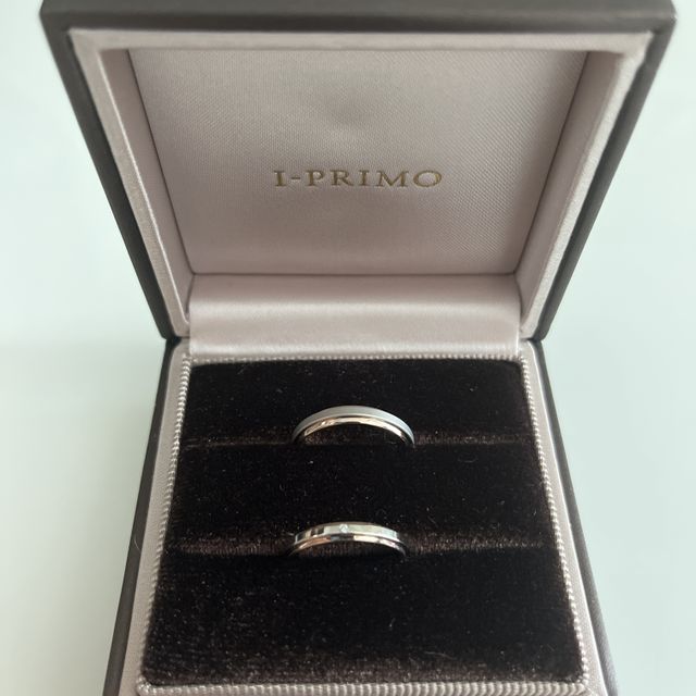 【アイプリモ(I-PRIMO)の口コミ】 ペールブラウンゴールドという珍しい指輪でとても色合いが高級感があり、…