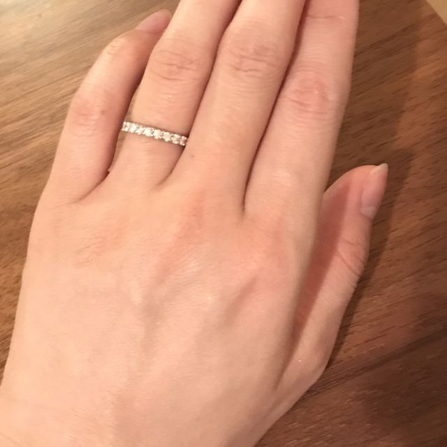 【銀座ダイヤモンドシライシの口コミ】 初めて店舗を訪問した際、検討していたのは細めのオーアール06だったんで…