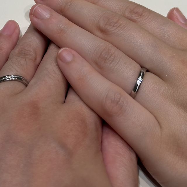 【アイプリモ(I-PRIMO)の口コミ】 ミル打ちが一周されており、デザイン性がある。手のひら側からみてもデザ…