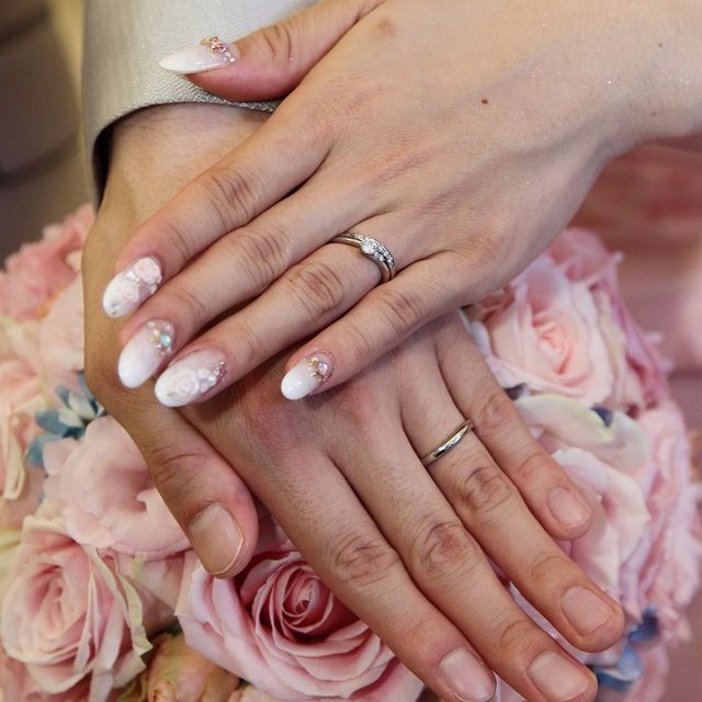 【ラザール ダイヤモンド(LAZARE DIAMOND)の口コミ】 ラザールダイヤモンドのリングはカットがすごくキレイという説明を聞き、…