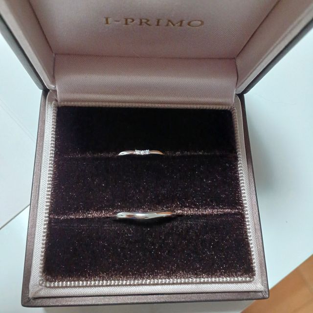 【アイプリモ(I-PRIMO)の口コミ】 細身でありシンプルで普段指輪を付けない私にとっても違和感がないつけ心…
