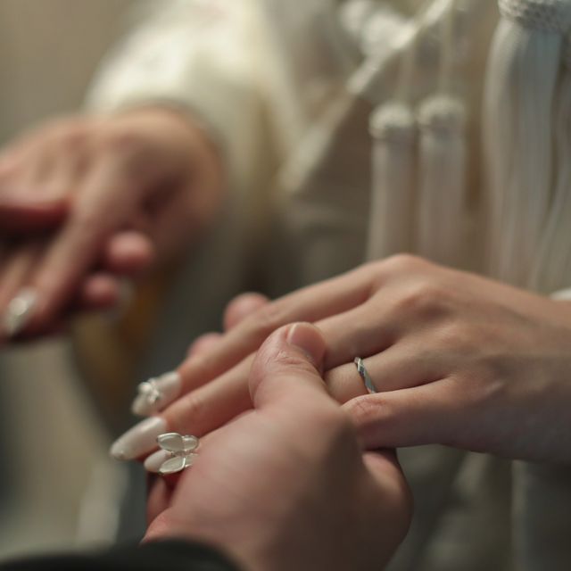 【ブシュロン(BOUCHERON)の口コミ】 ファセットとクルドパリで悩みました。
店舗に行く前は絶対にファセットに…