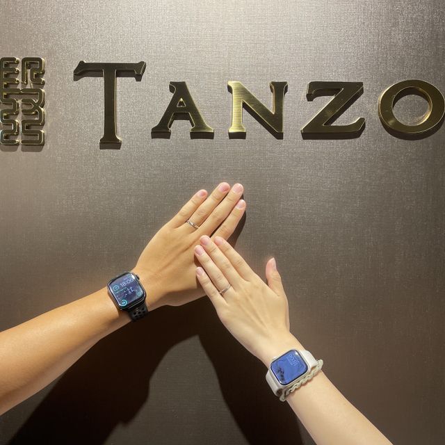 【TANZO.(鍛造指輪)の口コミ】 スターダスト加工や面取り加工など、自分たちの気に入ったデザインを全て…