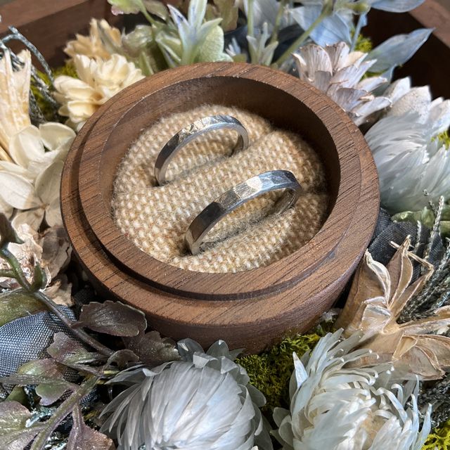 【鎌倉彫金工房の口コミ】 プラチナ900、リングの太さは1.5、2，2.5からえらへ２1（つちめ、ヘアーラ…