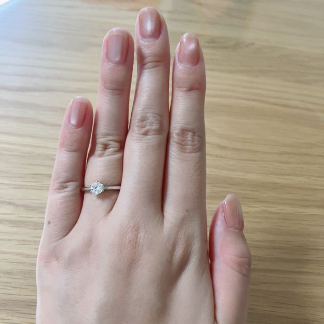 【宝寿堂(ほうじゅどう)の口コミ】 ブランドに特にこだわりはなく、予算内でできるだけダイヤの質が良い、シ…