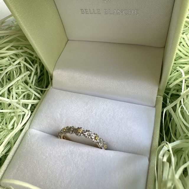 【BELLE BLANCHE(ベルブランシュ)の口コミ】 3年以上前からこちらのデザインを気に入って絶対婚約指輪はこれがいい！と…