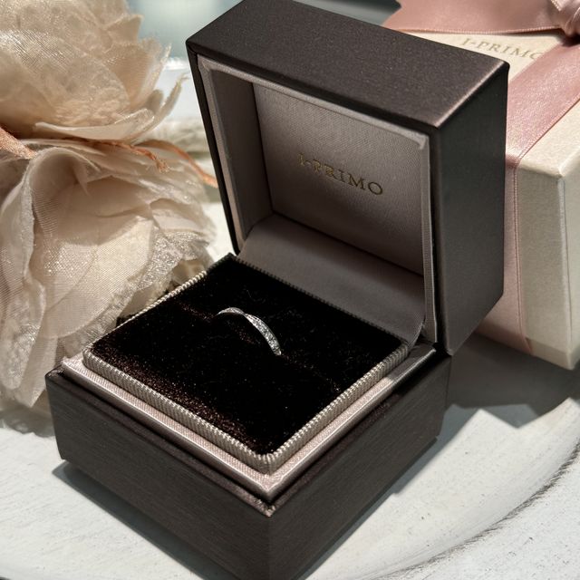 【アイプリモ(I-PRIMO)の口コミ】 指輪のデザインに凹凸がなく、シンプルなので日常使いをしたい方におすす…
