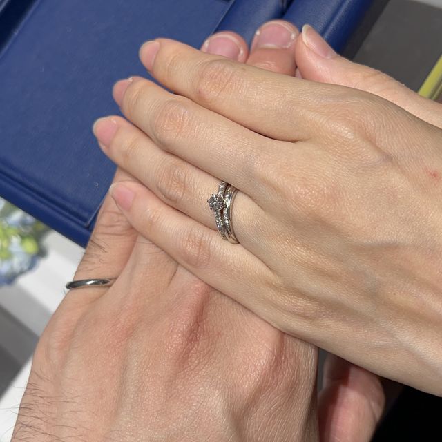 【銀座ダイヤモンドシライシの口コミ】 指輪は1番に着け心地を重視していました。そのため、これまでつけていた指…