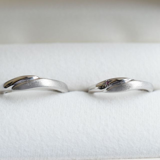 【CRAFY(クラフィ)の口コミ】 飼っているワンちゃんの足跡が入れれるところが最大の決めてでした。仕上…