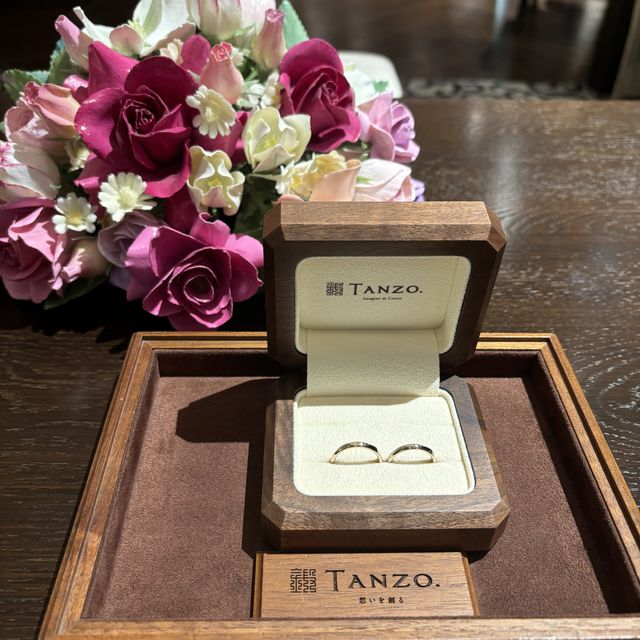 【TANZO.(鍛造指輪)の口コミ】 自分の好きなデザインを選択できる。
とことんシンプルにもとことん派手に…