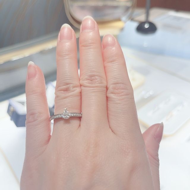 【ショーメ(CHAUMET)の口コミ】 普段から彼がつけてほしいと言ってくれたので日常使いできるエンゲージリ…