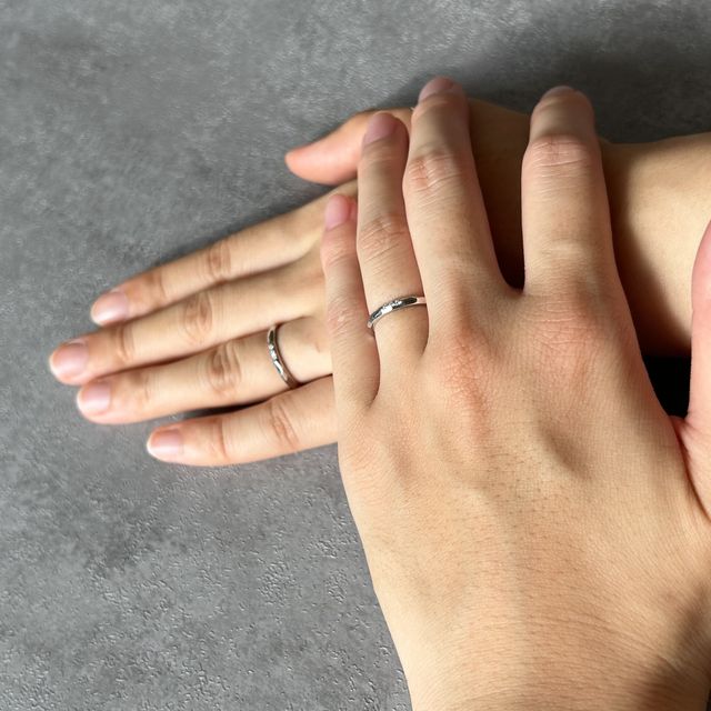 【アイプリモ(I-PRIMO)の口コミ】 シンプルで日常的につけることができるデザインです。
ストレートリングの…