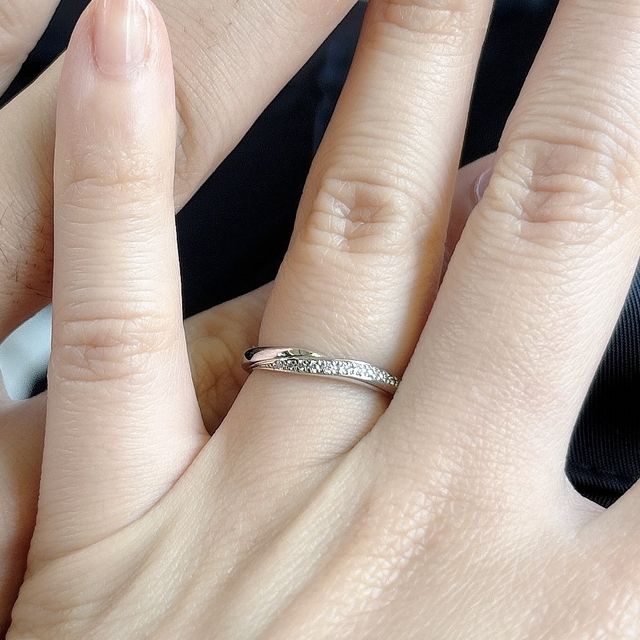 【銀座ダイヤモンドシライシの口コミ】 こちらは「Starry」という商品です！ストレートかウェーブかで悩んでいた…