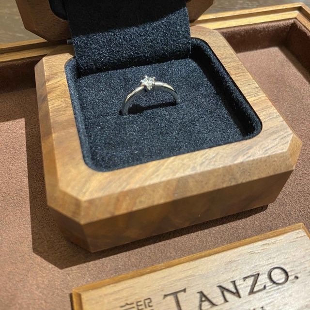 【TANZO.(鍛造指輪)の口コミ】 素材はもちろん、デザインも自由に決めることができるが故に、デザインや…