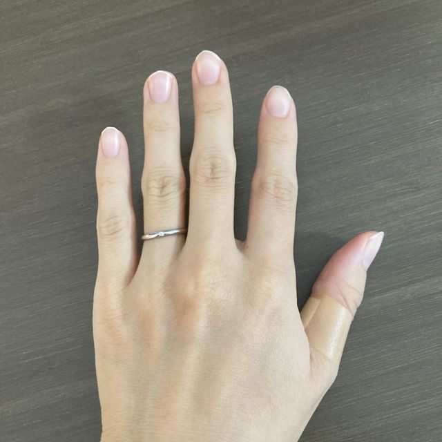 【BONDS(ボンズ)の口コミ】 なんといっても価格が安い事が決め手でした。
指輪2つで98,000円でした。
…