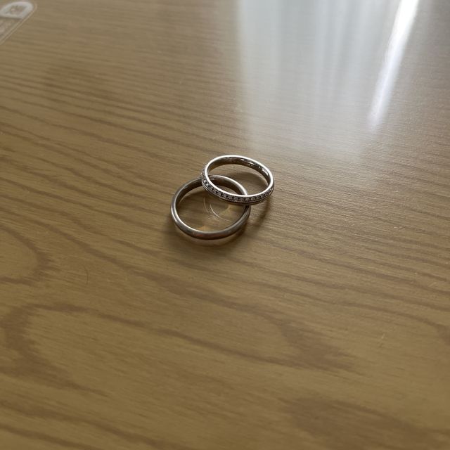 【4℃ BRIDAL(ヨンドシーブライダル)の口コミ】 とてもおすすめできるかと思います。シンプルかつ洗練されたデザインで、…