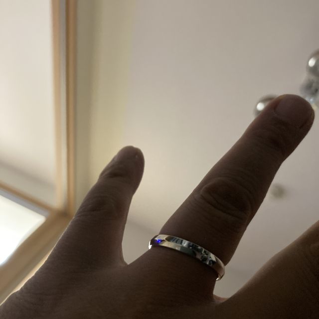 【アイプリモ(I-PRIMO)の口コミ】 オシャレで良い感じでした。
黒と白のダイヤがありましたが、あえての黒を…