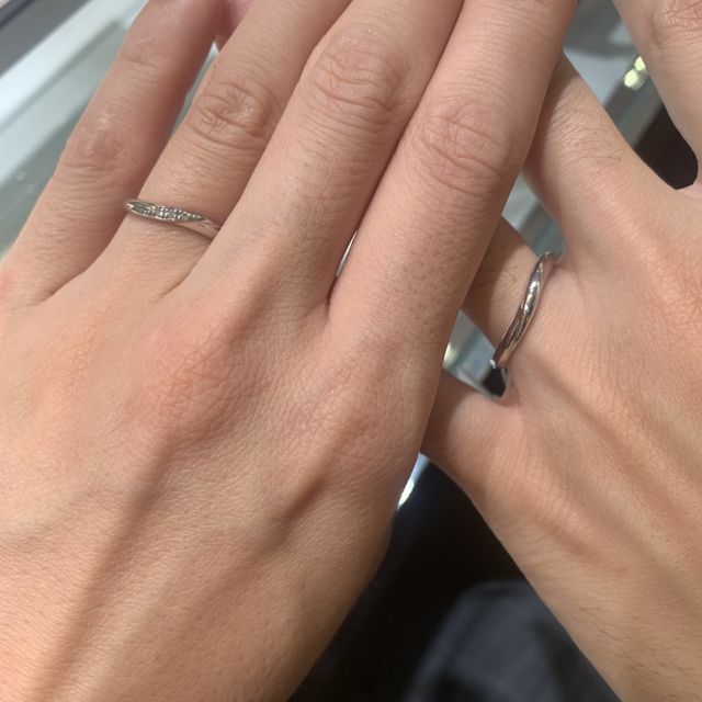 【アイプリモ(I-PRIMO)の口コミ】 初めて婚約指輪を見に行ったのでまずどんなデザインがあるかを教えていた…