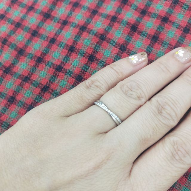 【ヴァンドーム青山(VENDOME AOYAMA)の口コミ】 デザインがシンプルだけど時々キラキラとダイヤが光って、大人しすぎない…