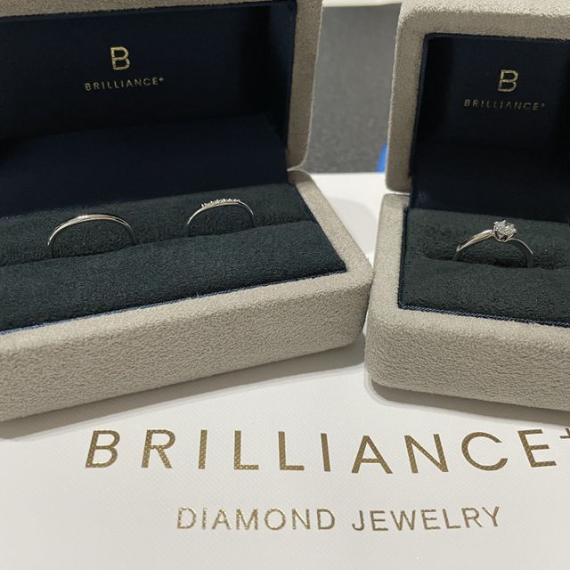【BRILLIANCE+(ブリリアンスプラス)の口コミ】 ウェーブがかって華奢で指輪細く見せてくれるようなデザインに惹かれまし…