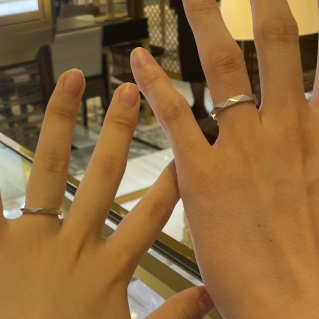 【グラフ(GRAFF)の口コミ】 シンプルで少し個性がある、周りとは被らないようなデザインを探していま…