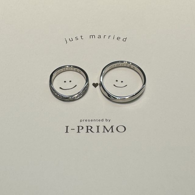 【アイプリモ(I-PRIMO)の口コミ】 ダイヤがたくさんついているゴージャスな面とシンプルな面があり、シーン…