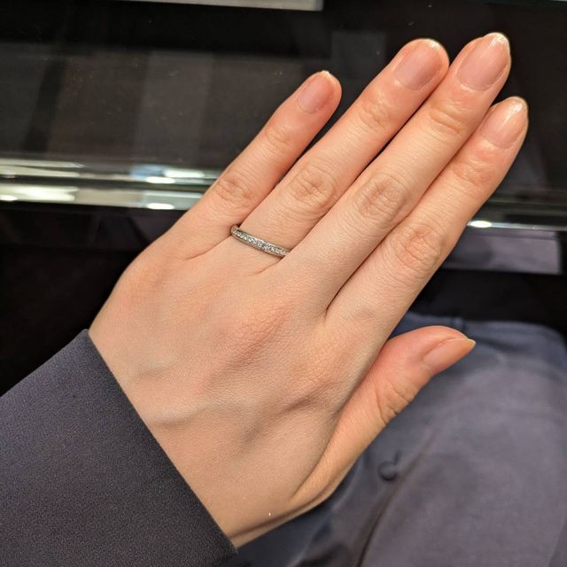 【ラザール ダイヤモンド(LAZARE DIAMOND)の口コミ】 アプローズ、デランシーを試着しました。アプローズはエタニティリングの…