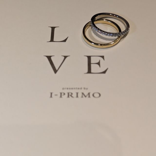 【アイプリモ(I-PRIMO)の口コミ】 指輪のデザインはシンプルで普段使いしやすく且つゴージャス感も欲しかっ…