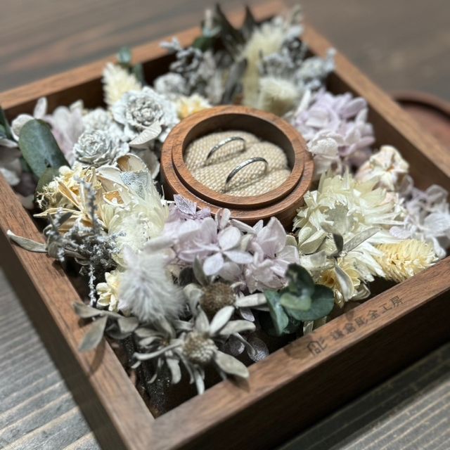 【鎌倉彫金工房の口コミ】 4種類の素材から選んで、細さや加工も選べます。サンプルもたくさん置いて…