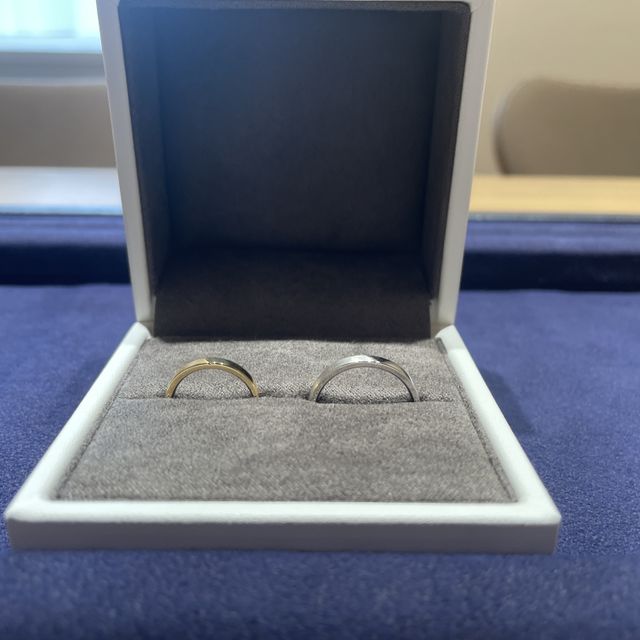 【トリニティ(Trinity)の口コミ】 シンプルですが半分がマッド素材になっておりシンプルですがとってもかっ…