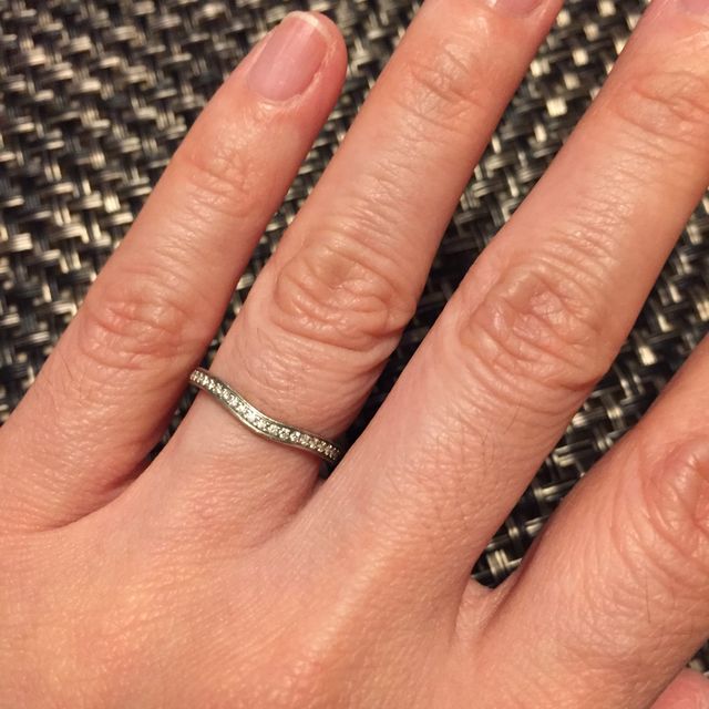 【カルティエ(Cartier)の口コミ】 指が短くポテッとしてるのがコンプレックスでなるべくスラッと指を見せて…