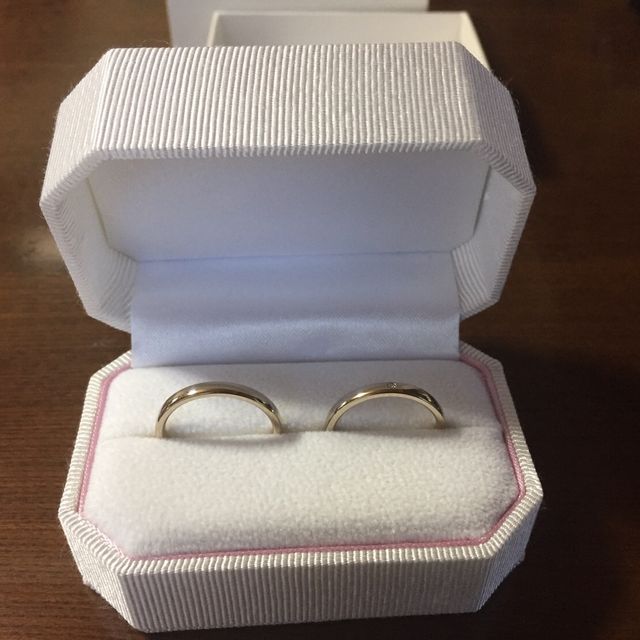 【Honey Bride(ハニーブライド)の口コミ】 お店に行く前は、ウェーブ型やカット型など色々考えてましたけど、実際に…