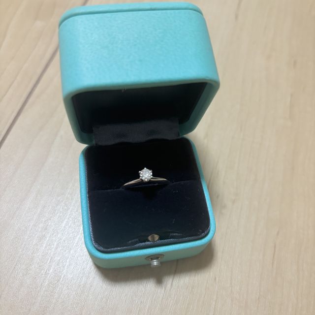 【ティファニー(Tiffany & Co.)の口コミ】 歴史のあるジュエリーブランドで、女性の憧れだと思います。シンプルさの…