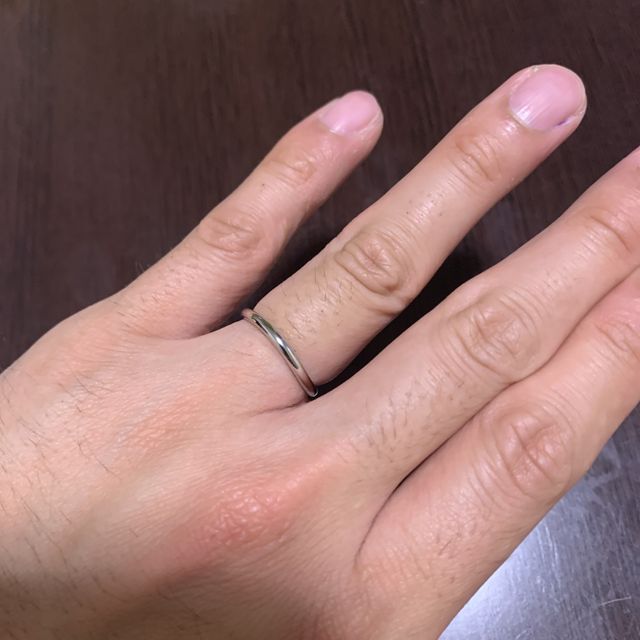 【アイプリモ(I-PRIMO)の口コミ】 ウェーブしているが非常にシンプルでどのシーンでも着用可能。
素材はプラ…