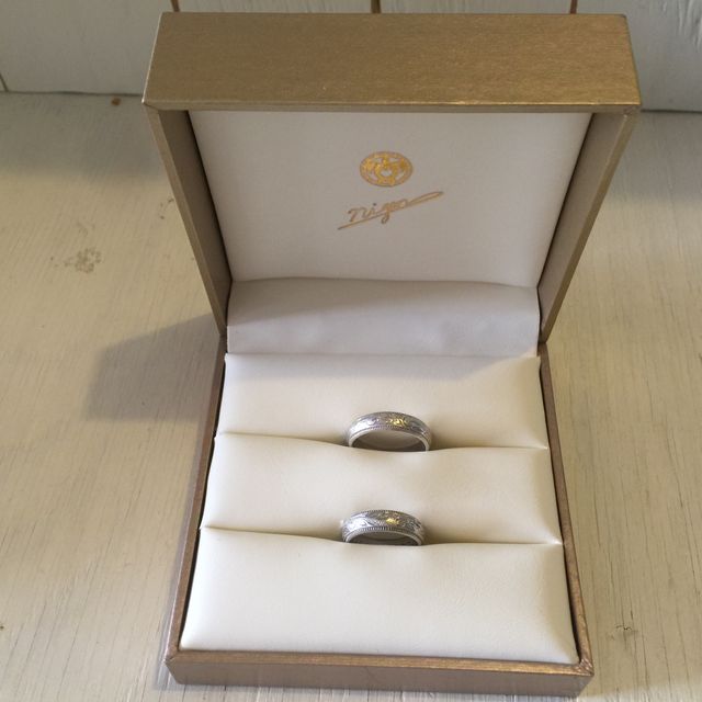 【LOVERS SCENEの口コミ】 結婚する前から旦那が結婚指輪は幅の広いリングを希望していたのですがな…