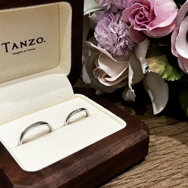 【TANZO.(鍛造指輪)の口コミ】 自分たちはV字でお揃いにしましたが、別々でオーダーもできます。
男性用…