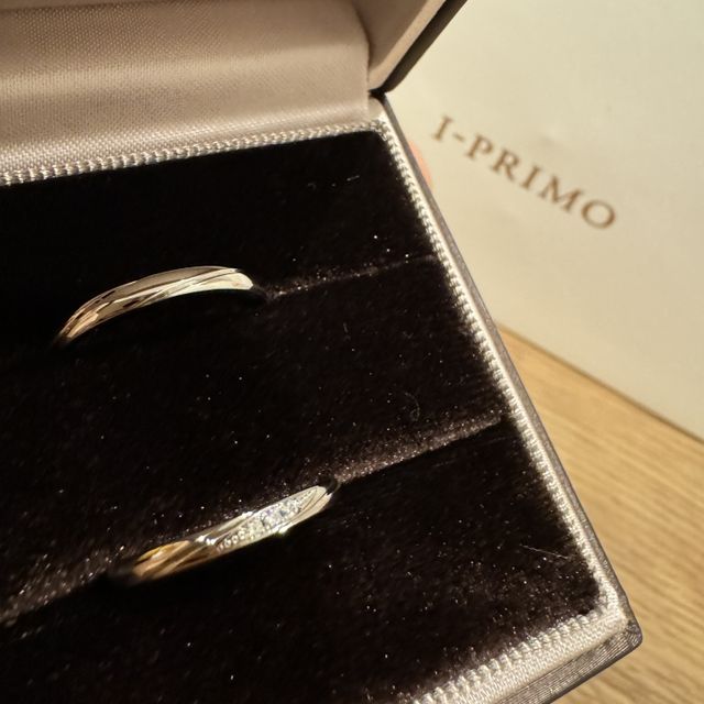 【アイプリモ(I-PRIMO)の口コミ】 2人でケイローンんという指輪を選びました。
意味は【想いがひとつに合わ…