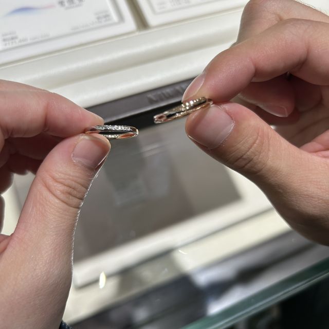 【俄(にわか)の口コミ】 ダイヤモンドがさりげなくついている指輪がよく、こちらの試着を決定。コ…