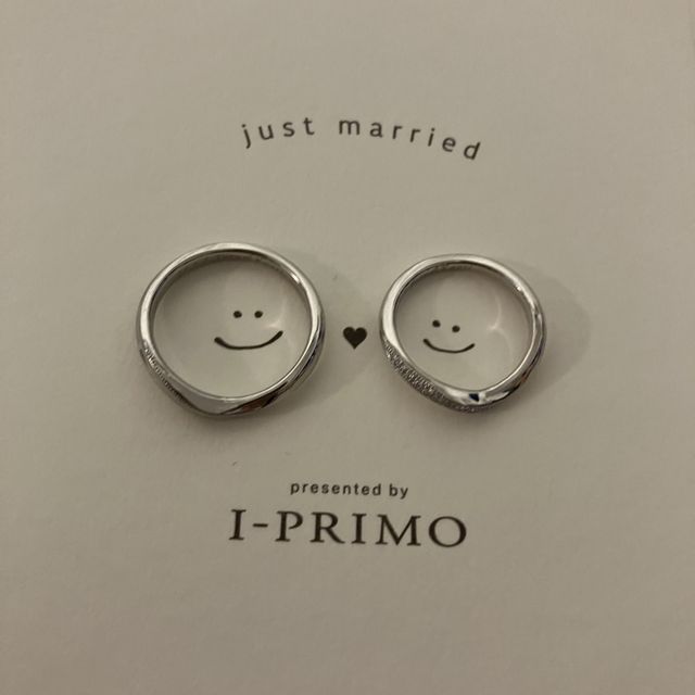 【アイプリモ(I-PRIMO)の口コミ】 指が綺麗に見えるデザインが気に入っています。またつけた時に派手すぎず…