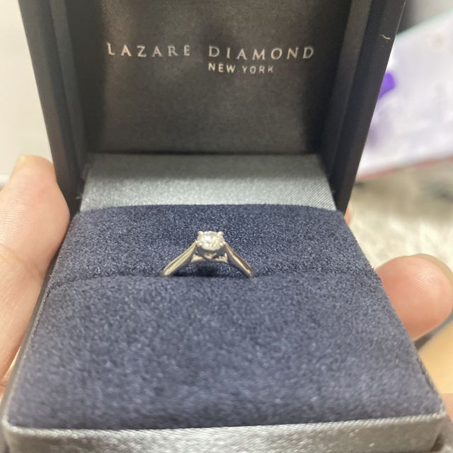 【ラザール ダイヤモンド(LAZARE DIAMOND)の口コミ】 シンプルでかつ普段使いしやくすく結婚指輪・婚約指輪の重ね付けもしやす…