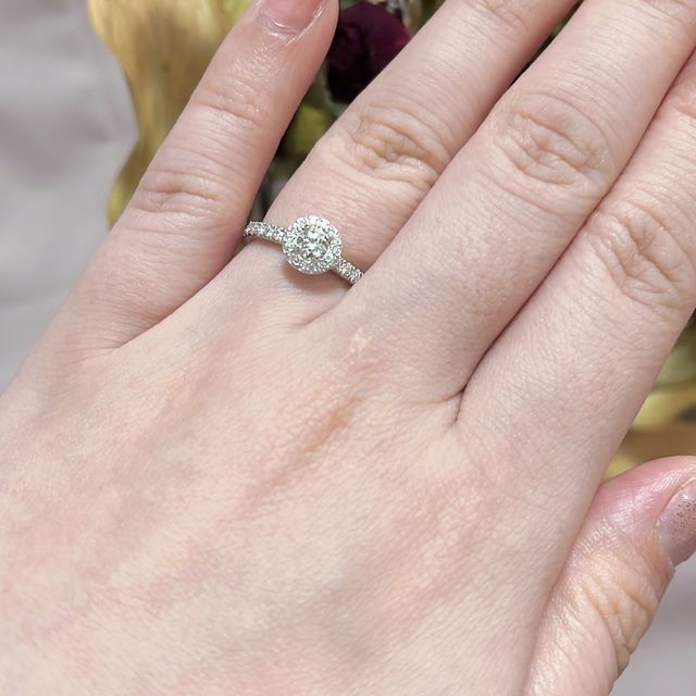 【アイプリモ(I-PRIMO)の口コミ】 指輪のデザインについては、ストレートでシンプルなデザインでありながら…