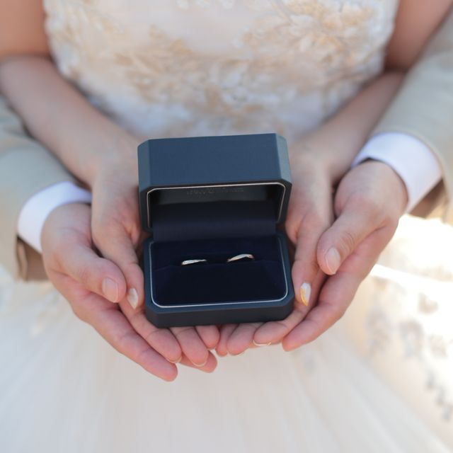 【銀座ダイヤモンドシライシの口コミ】 シンプルで華奢なイメージが好きな方はとてもおすすめ。
細いけど、ねじっ…